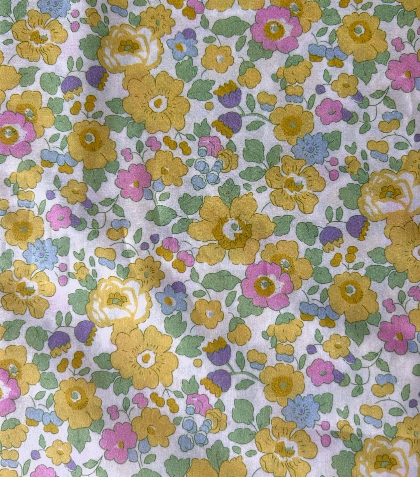 Sac à dos maternelle personnalisé en velours et Liberty – Fait main en France Emilia Maison créative