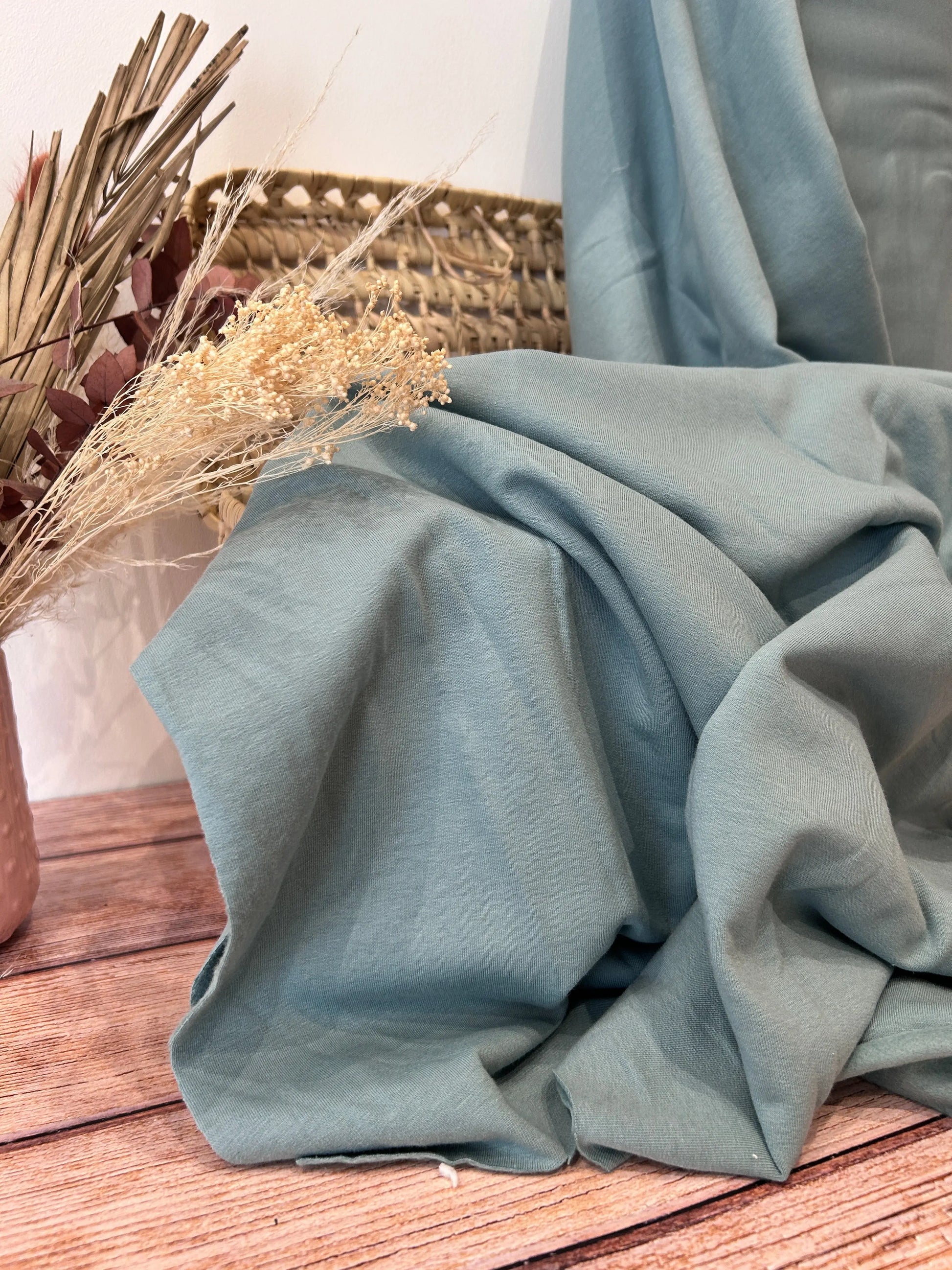 Tissu sweat french terry coloris vert eucalyptus Emilia Fabrics