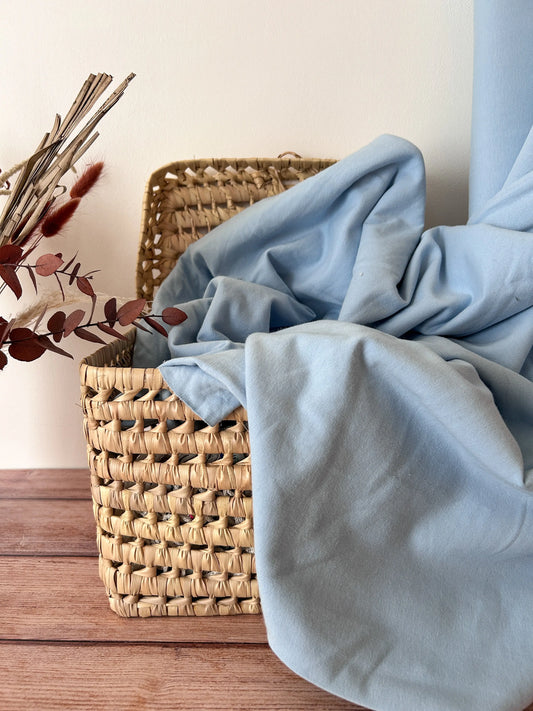 Tissu sweat french terry coloris bleu ciel Emilia Fabrics