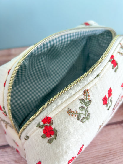 Grande trousse de toilette fleurie en double gaze- Motif Fergie