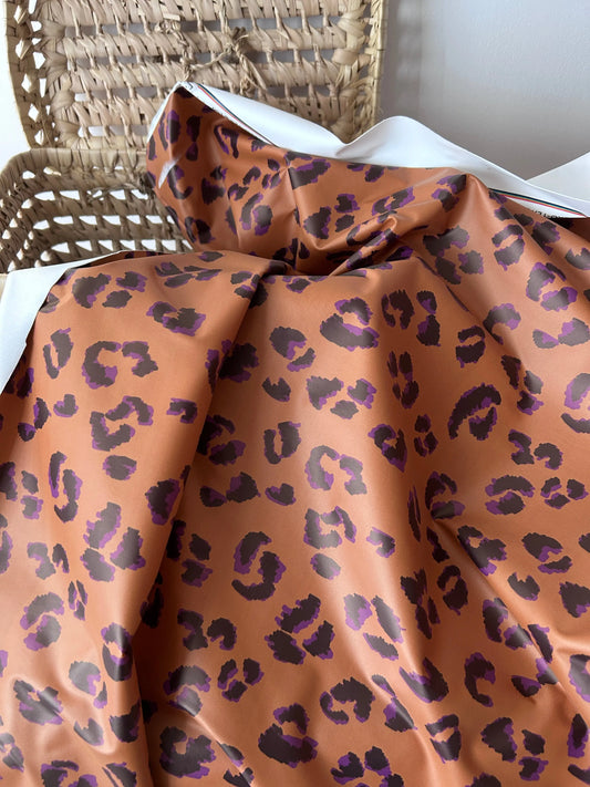 Tissu imperméable imprimé Léopard Emilia Fabrics