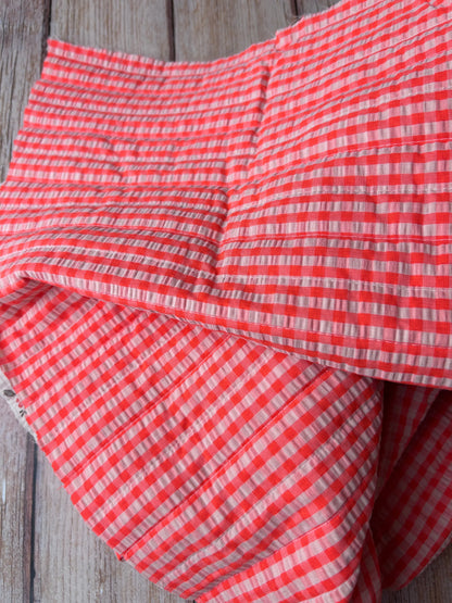 Tissu double gaze matelassé fleuri & seersucker vichy fluo corail Emilia Fabrics