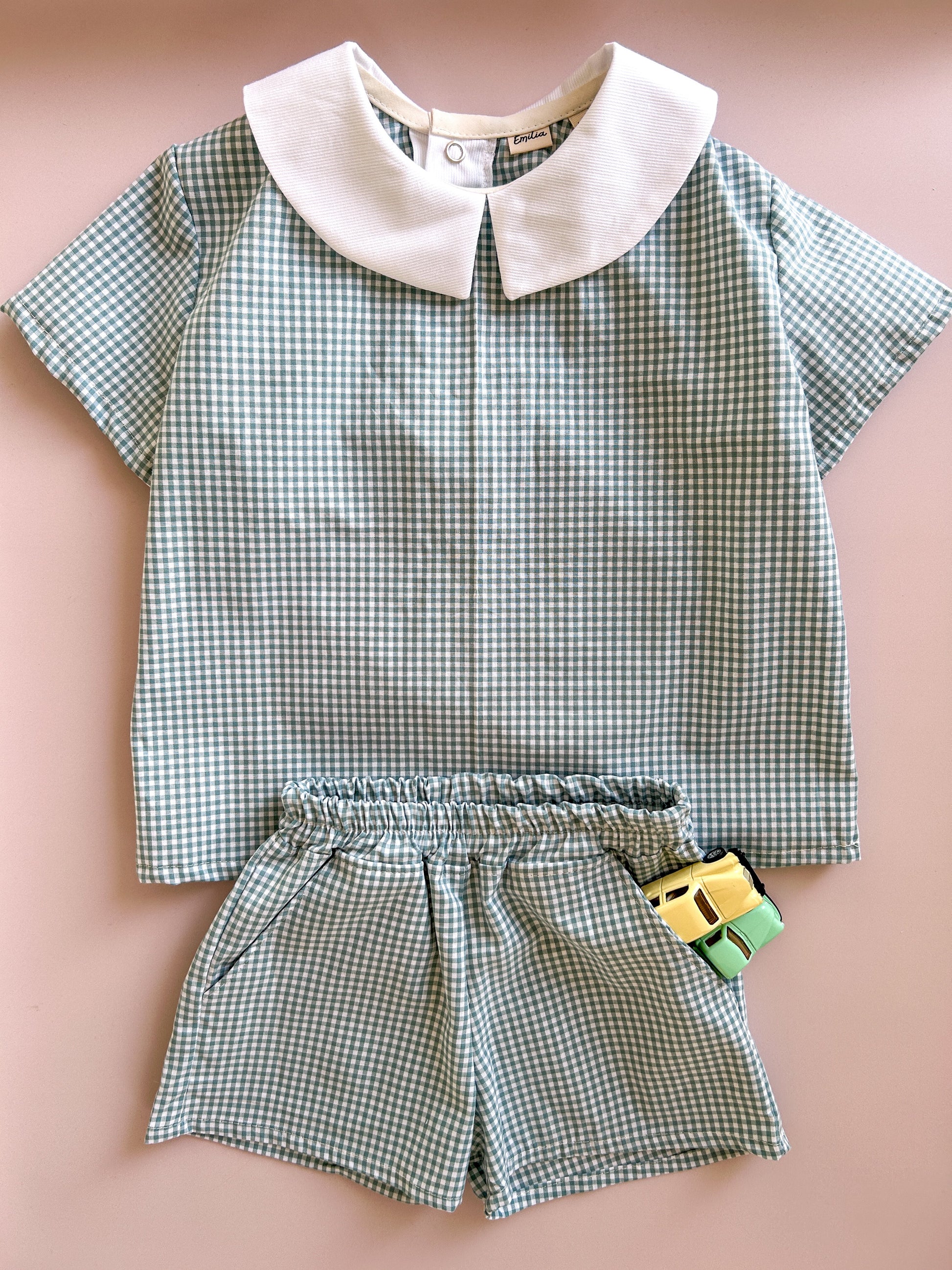 Blouse enfant Anatole – Vichy vert sauge & col chemise blanc Emilia Maison créative