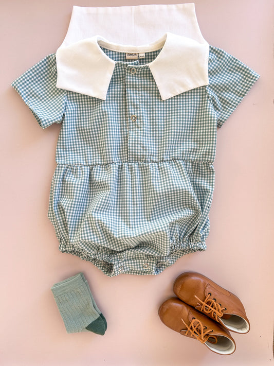 Barboteuse bébé Albertine – Vichy vert sauge & col marin blanc Emilia Maison créative